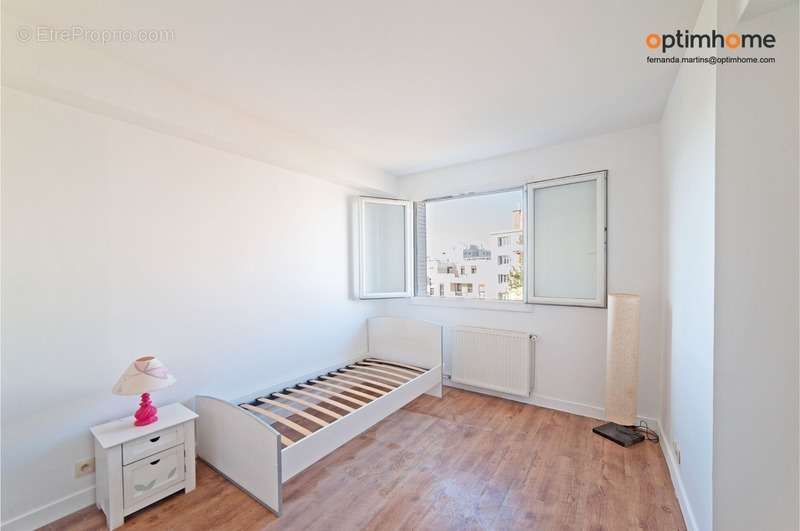 Appartement à MONTROUGE