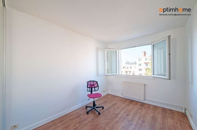 Appartement à MONTROUGE