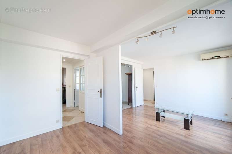 Appartement à MONTROUGE