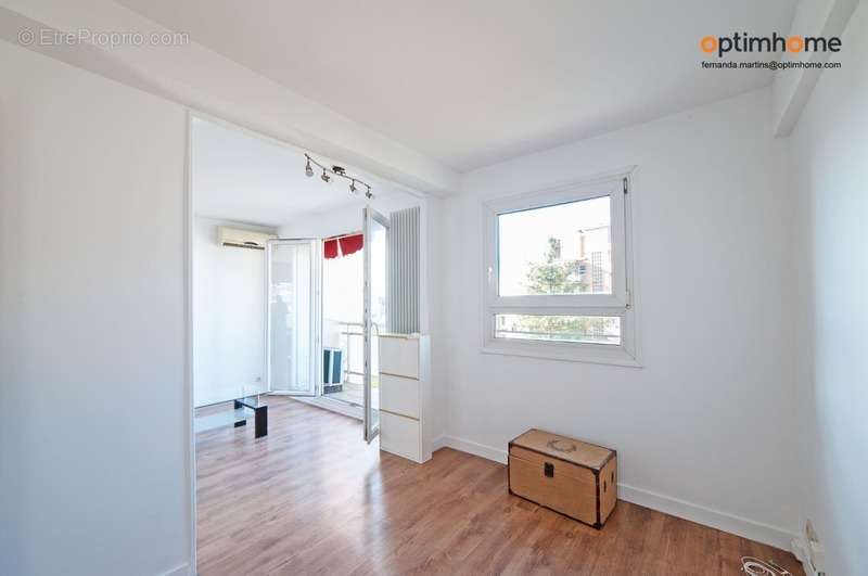 Appartement à MONTROUGE