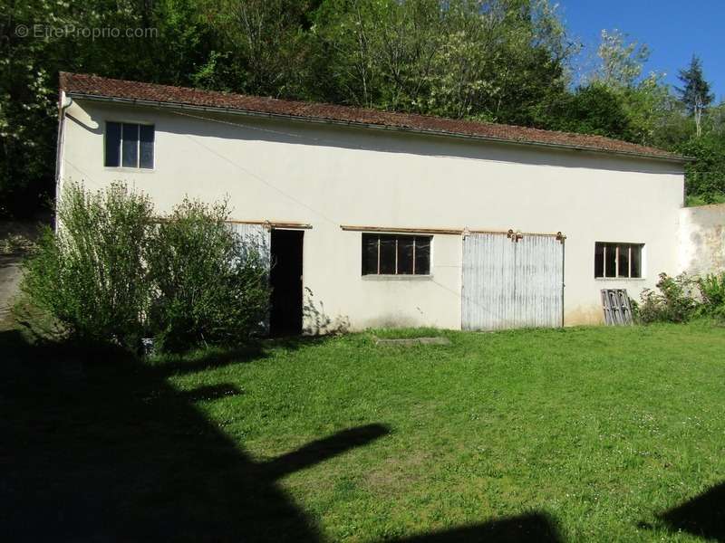 Maison à LE BUGUE