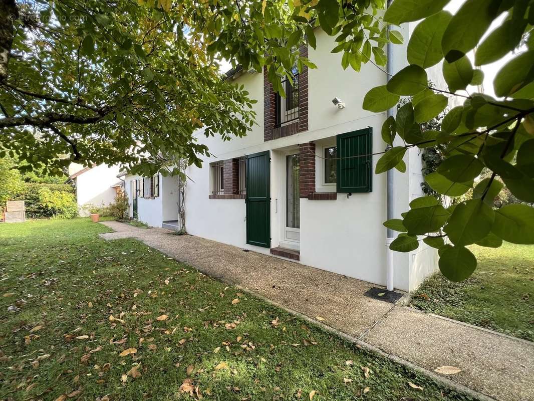 Maison à AUXERRE