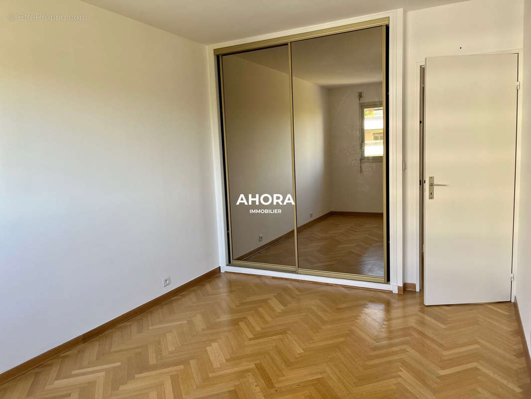 Appartement à MARSEILLE-9E