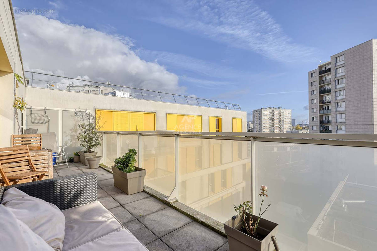 Appartement à NANTERRE