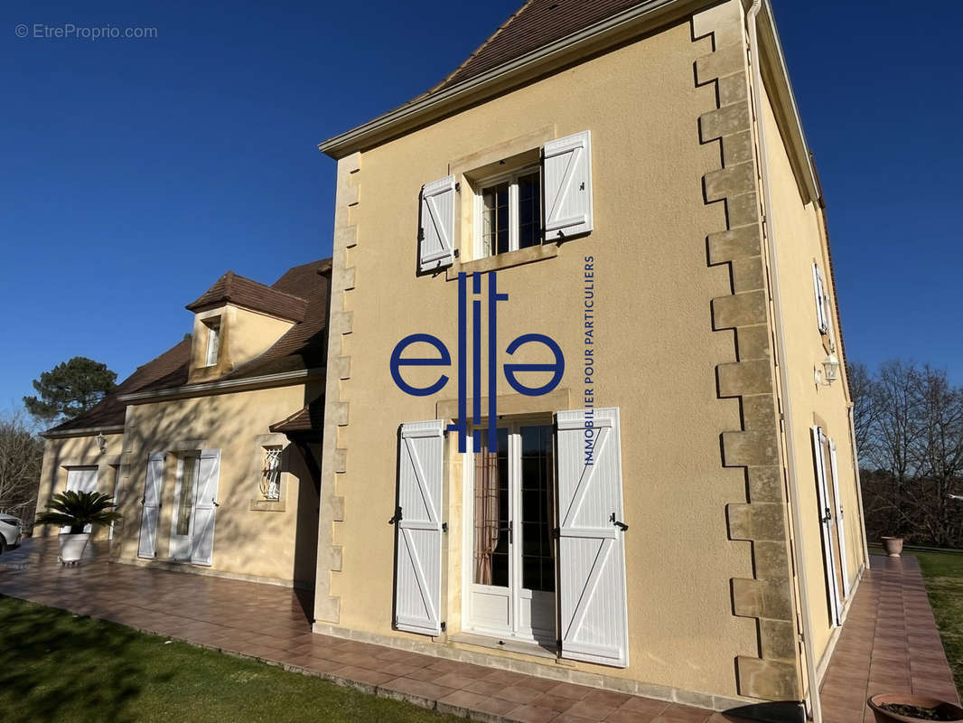 Maison à BLIS-ET-BORN