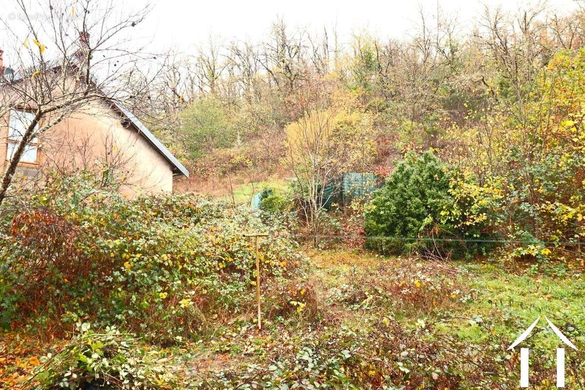 Maison à MOUX-EN-MORVAN