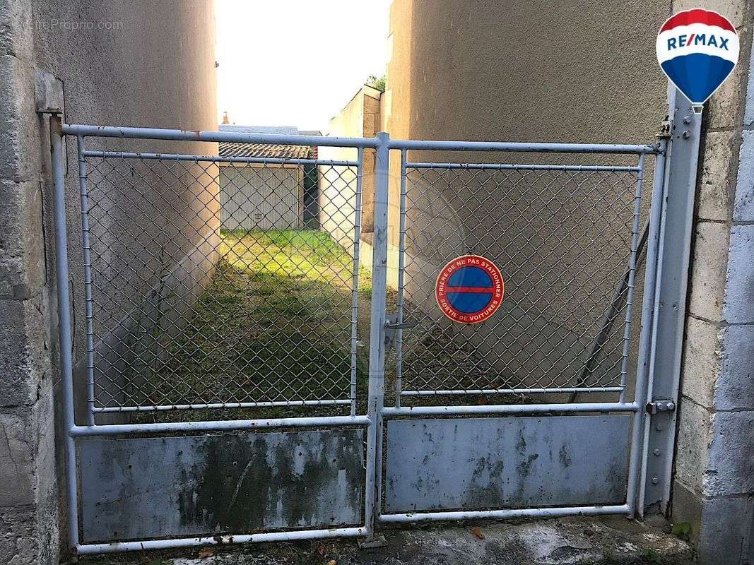 Parking à BOURGES