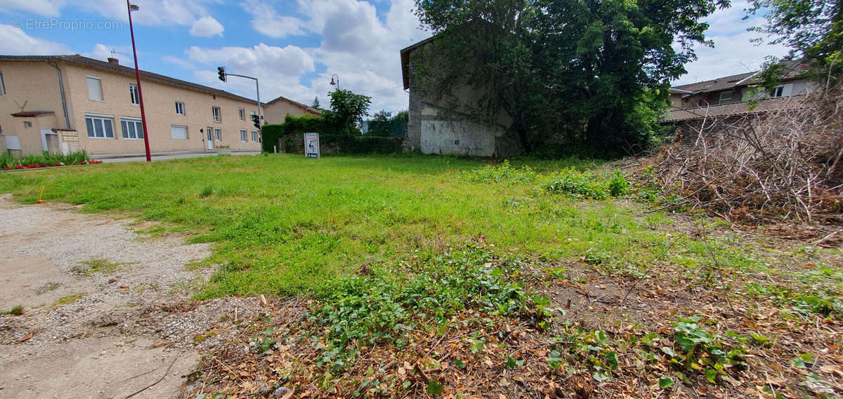 Terrain à CHATILLON-LA-PALUD