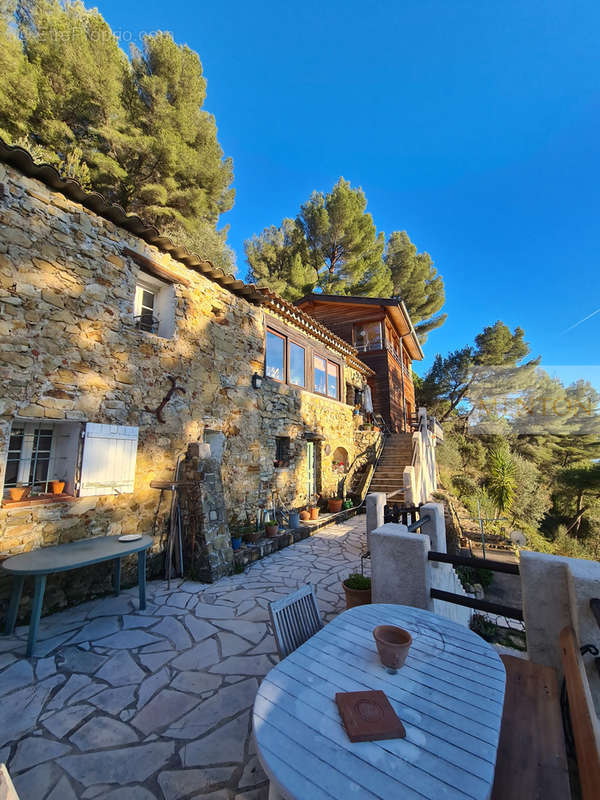 Maison à MENTON