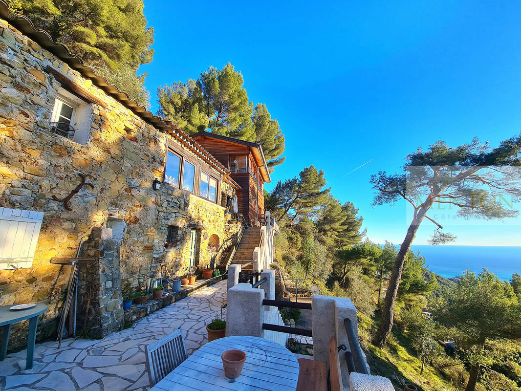 Maison à MENTON