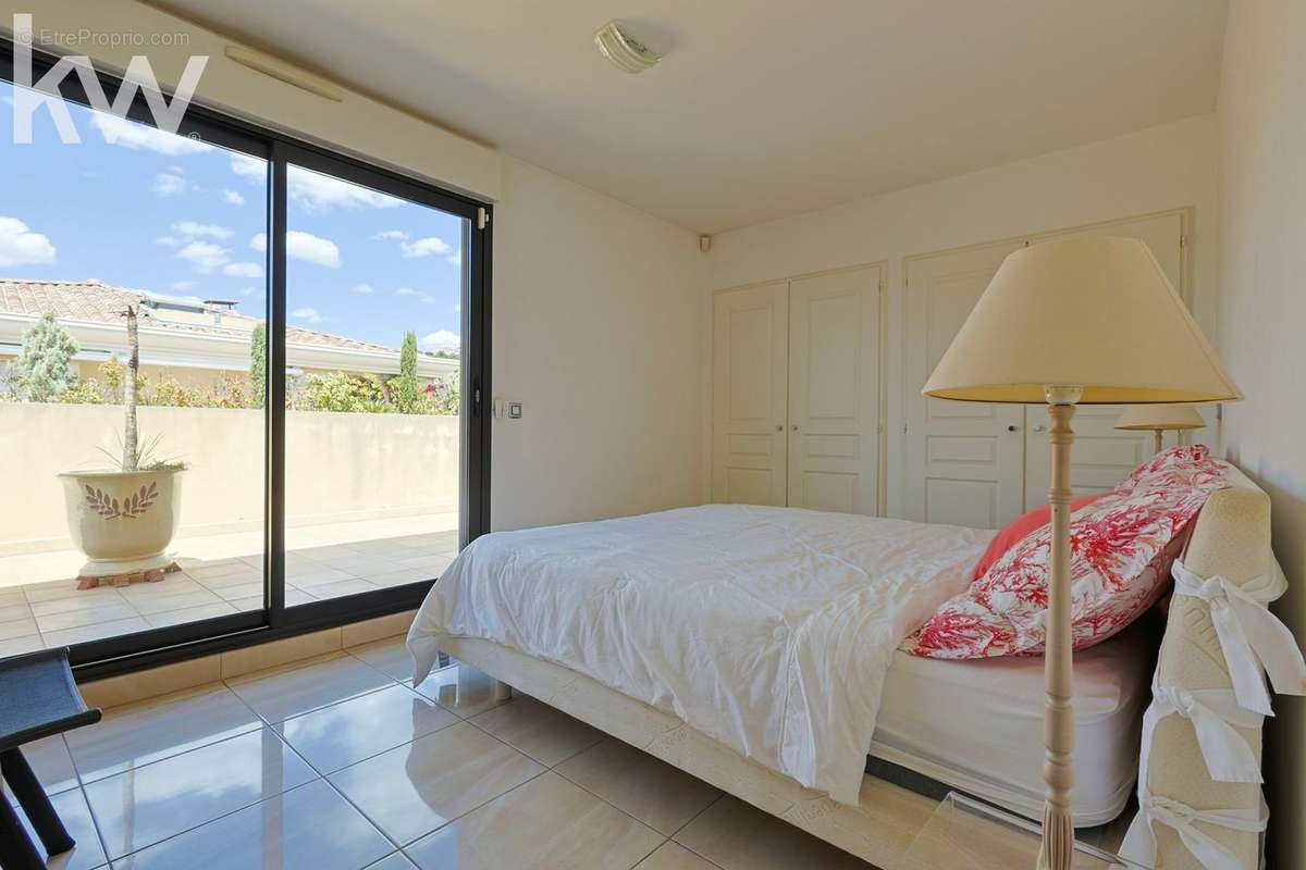 Appartement à HYERES