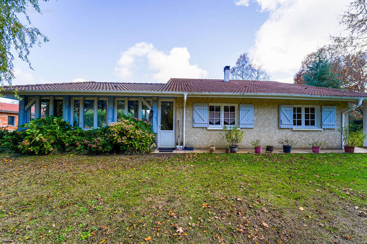 Maison à SAINT-JULIEN-EN-BORN