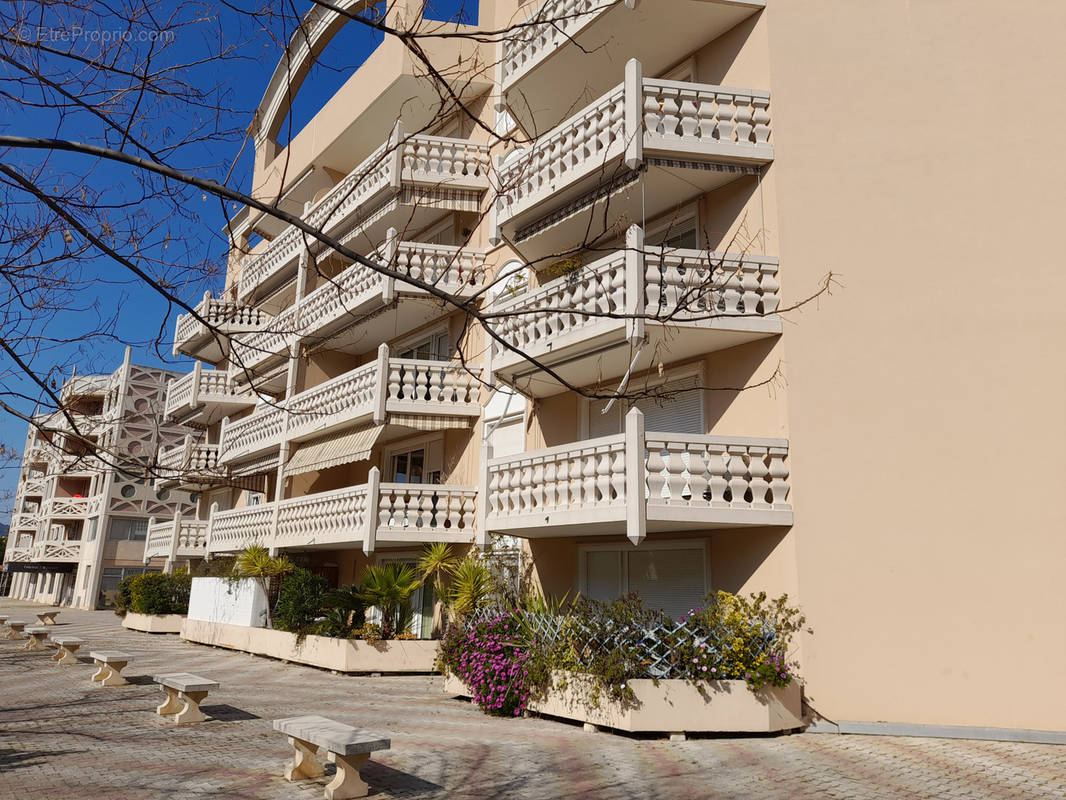 Appartement à HYERES