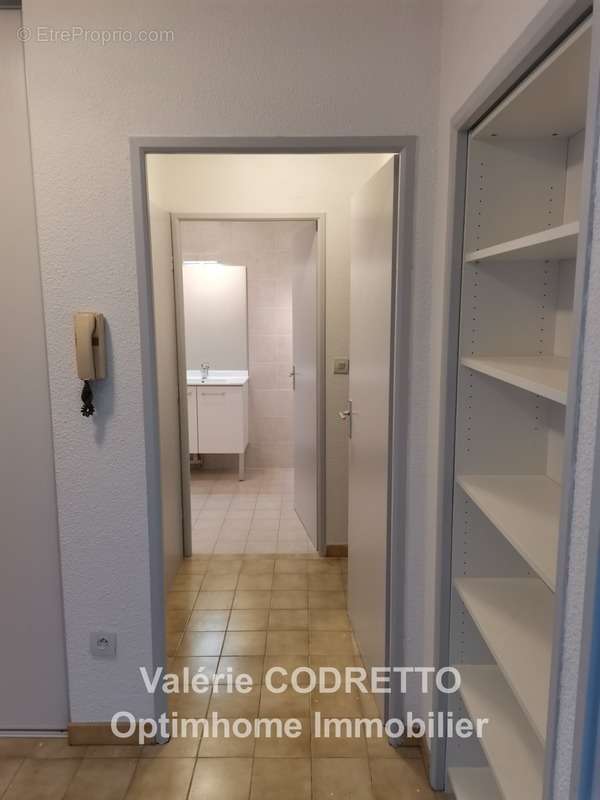 Appartement à HYERES