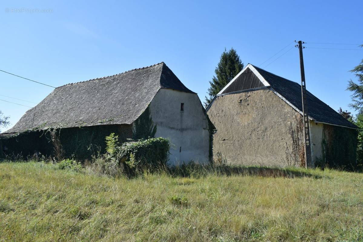 Maison à ALLASSAC