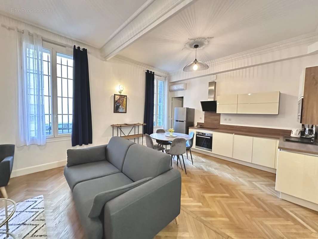 Appartement à NICE