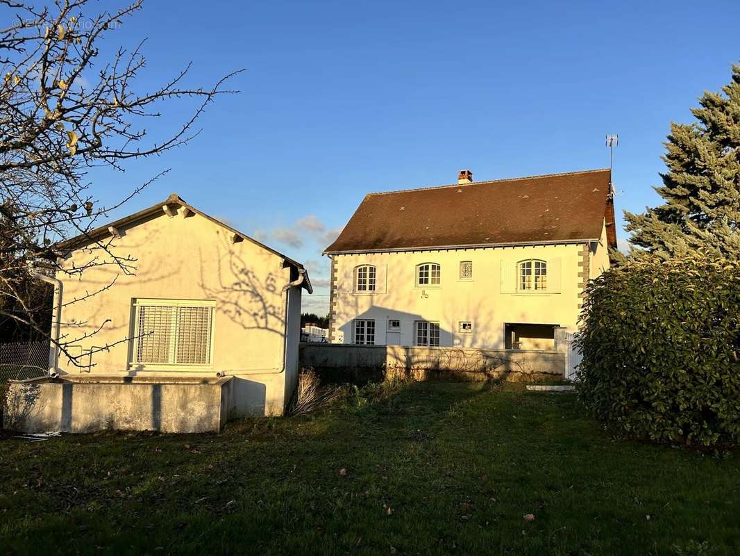 Maison à CEAULMONT