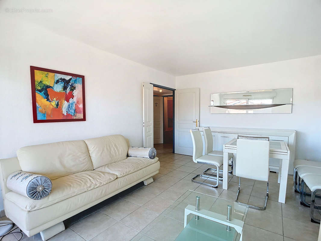 Appartement à FREJUS