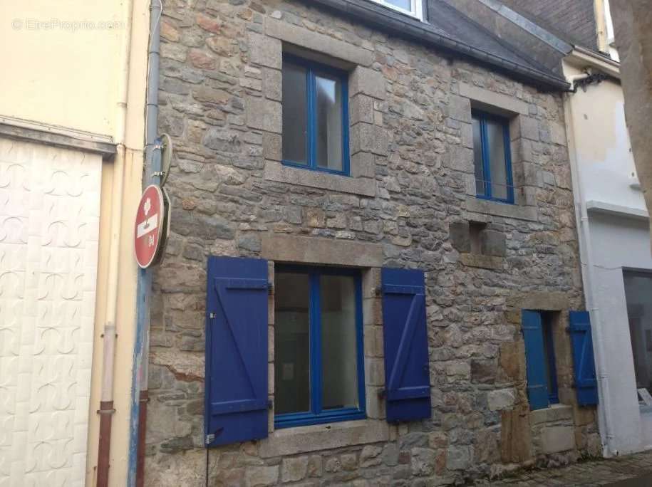 Maison à CAMARET-SUR-MER