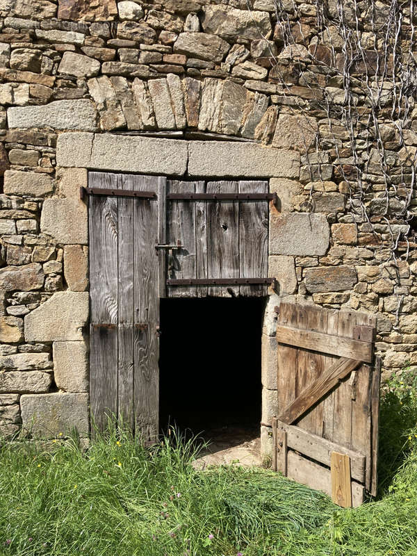 Autre à CHATEAUNEUF-LA-FORET