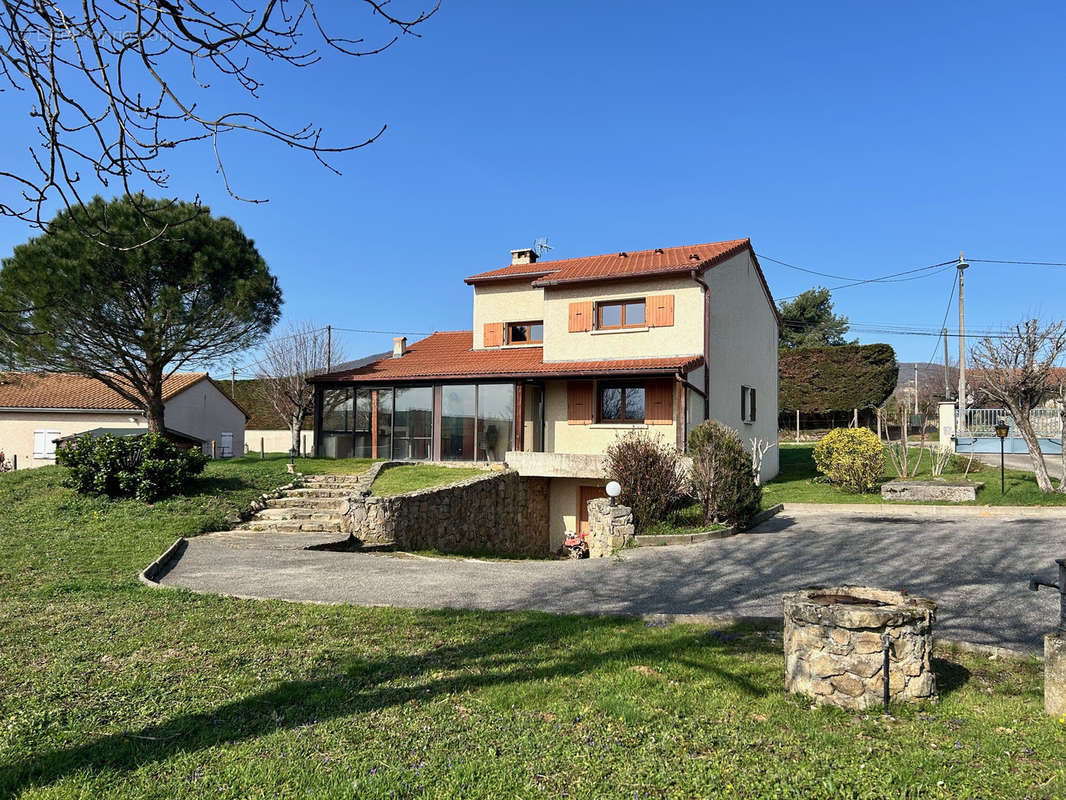 Maison à PEAUGRES