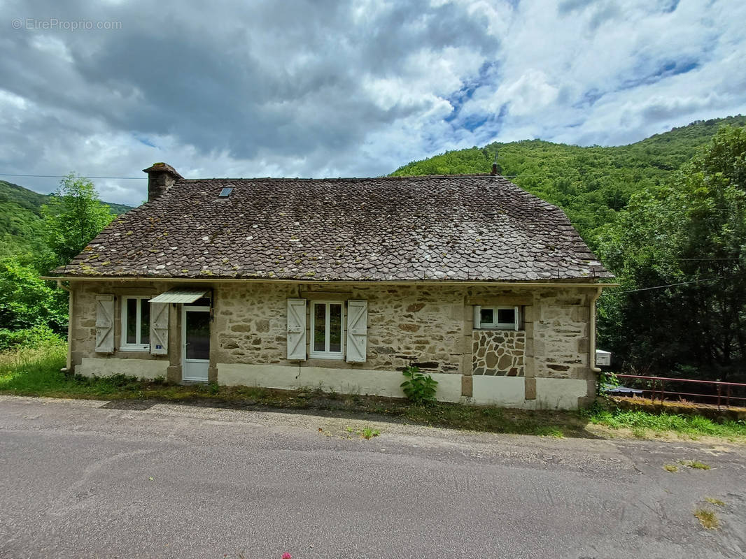 Maison à ARGENTAT