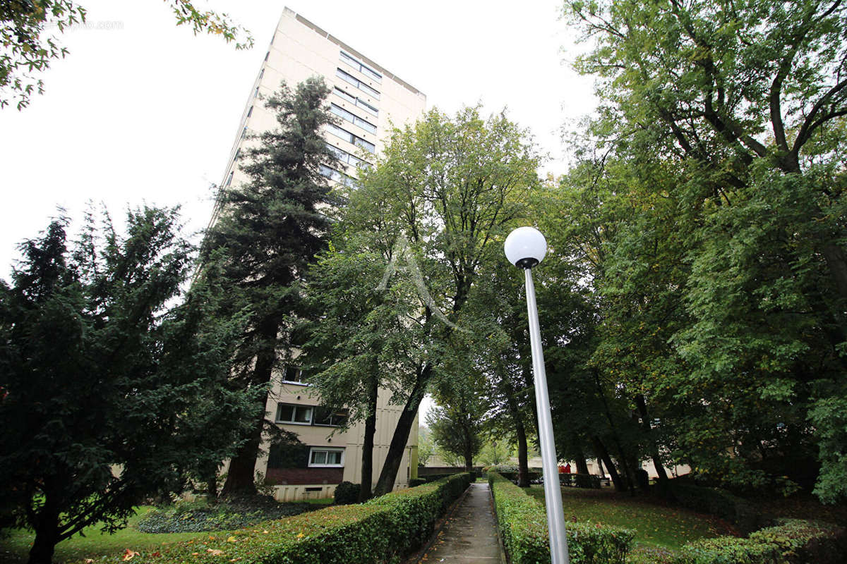 Appartement à SAVIGNY-SUR-ORGE