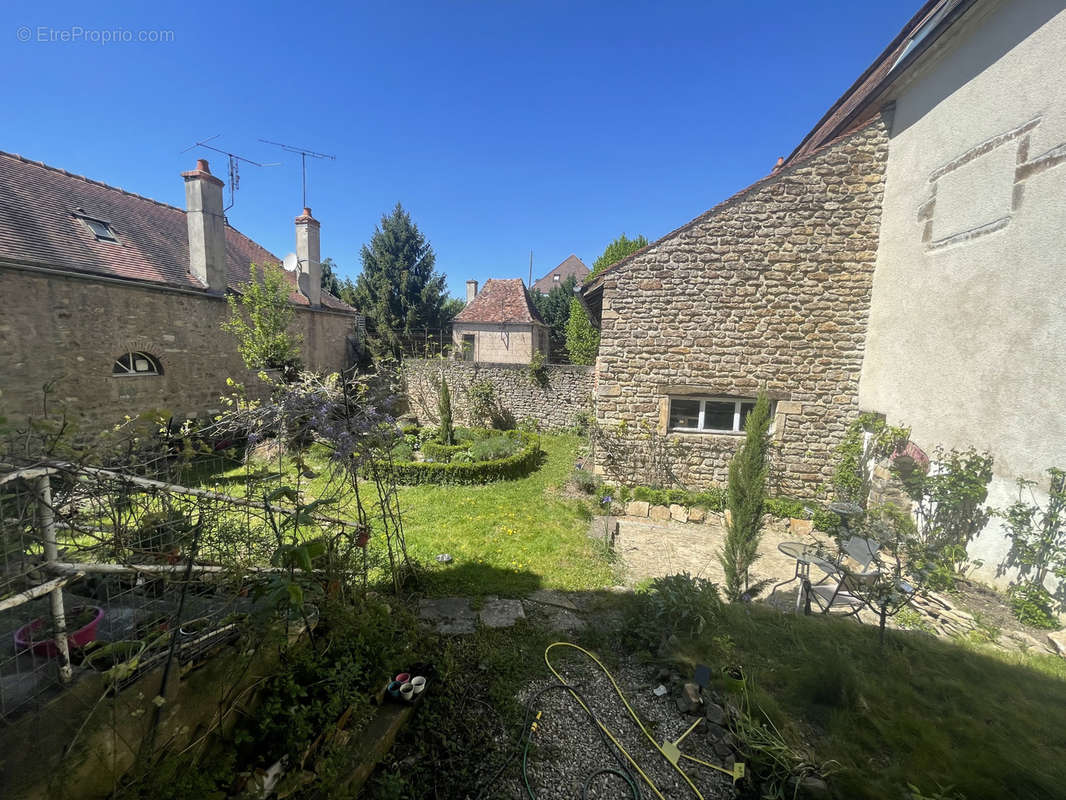 Maison à SEMUR-EN-AUXOIS