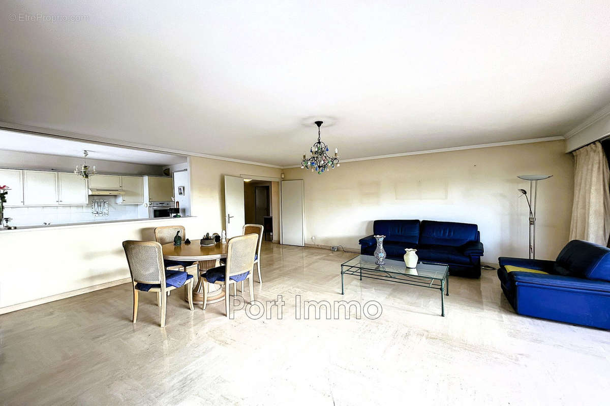 Appartement à CAGNES-SUR-MER