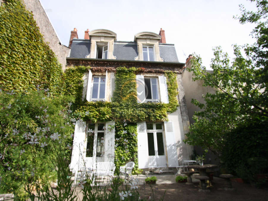 Maison à NEVERS