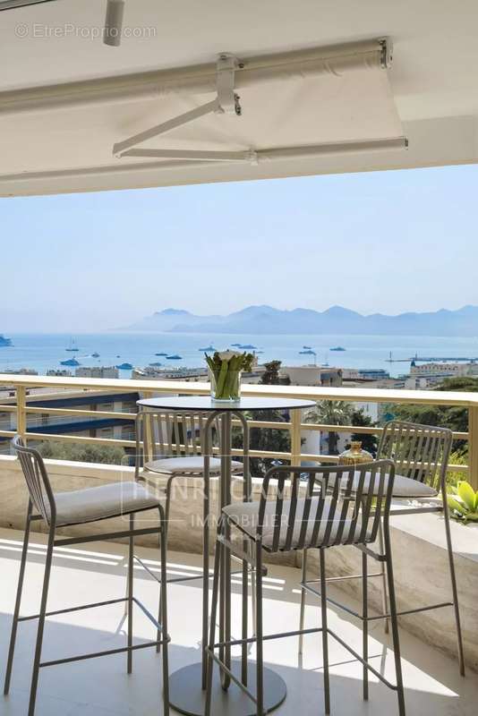 Appartement à CANNES