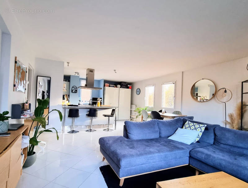 Appartement à MONTIGNY-LE-BRETONNEUX