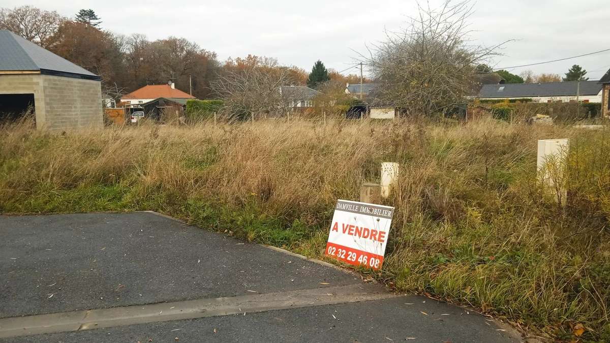 Terrain à EVREUX