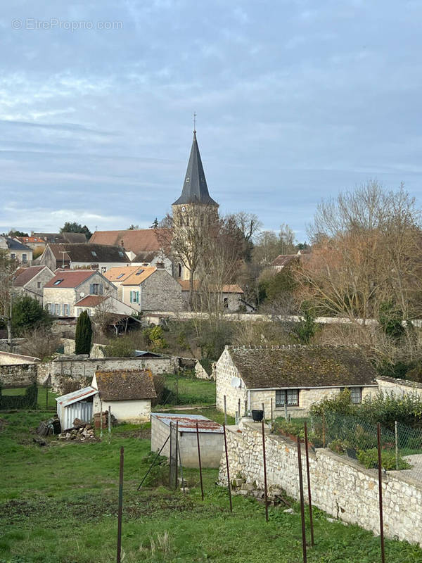 Terrain à CRESPIERES