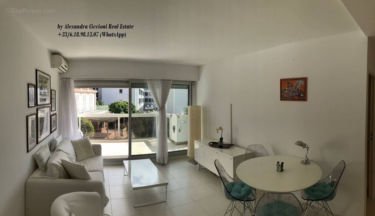 Salon - Appartement à MENTON