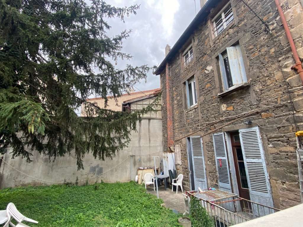 Appartement à SAINT-MARTIN-LA-PLAINE