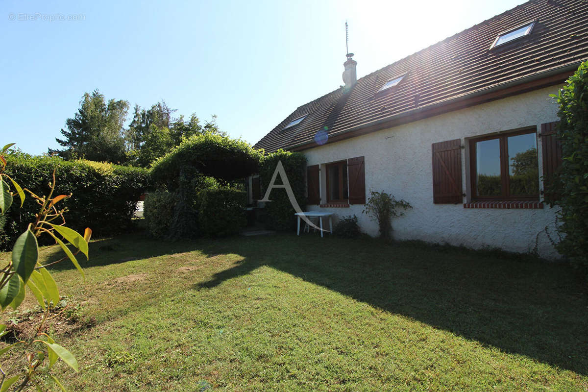 Maison à VINEUIL