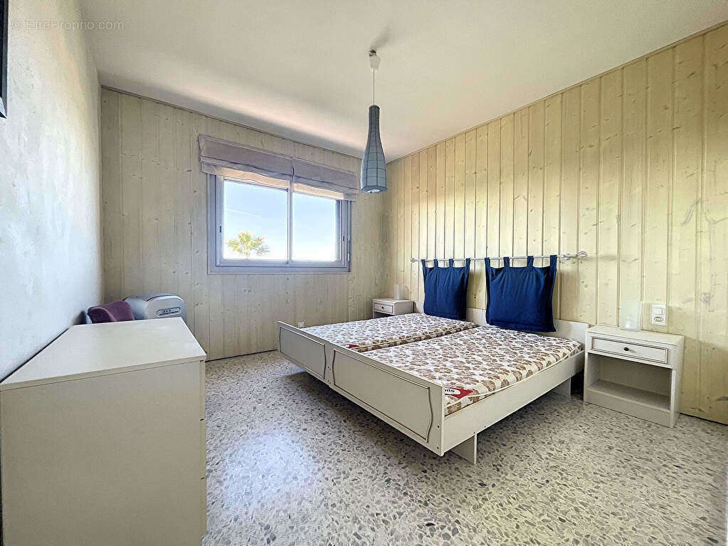 Appartement à SIX-FOURS-LES-PLAGES