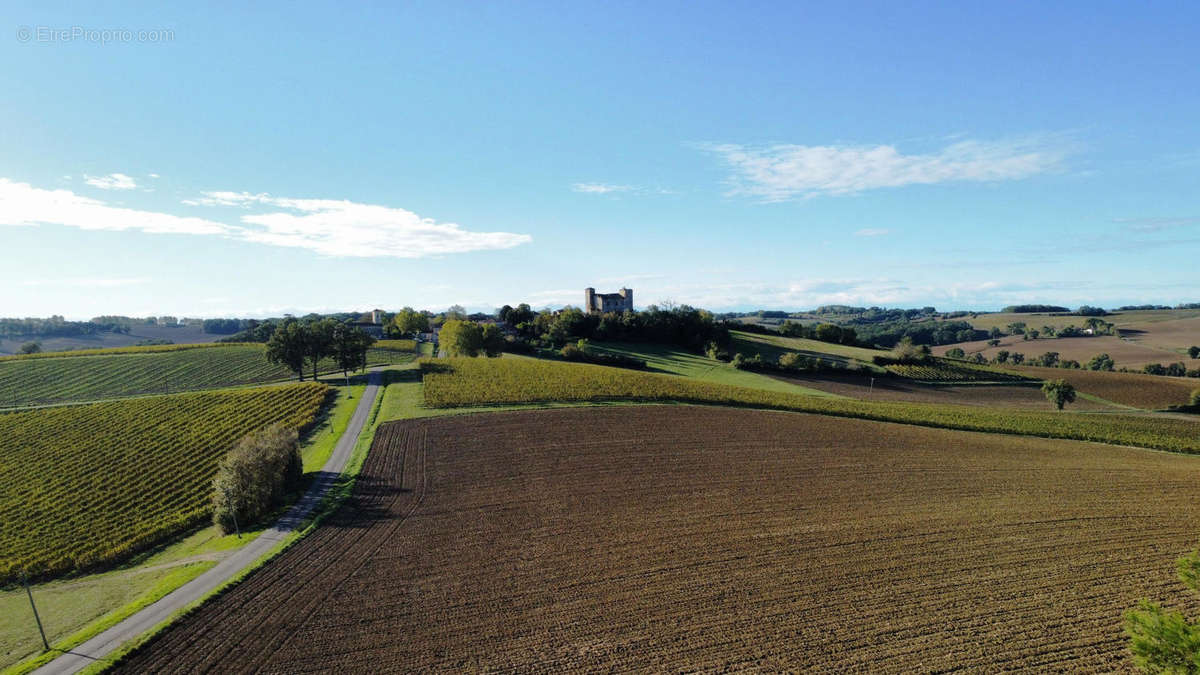 Vue-View village - Maison à VALENCE-SUR-BAISE