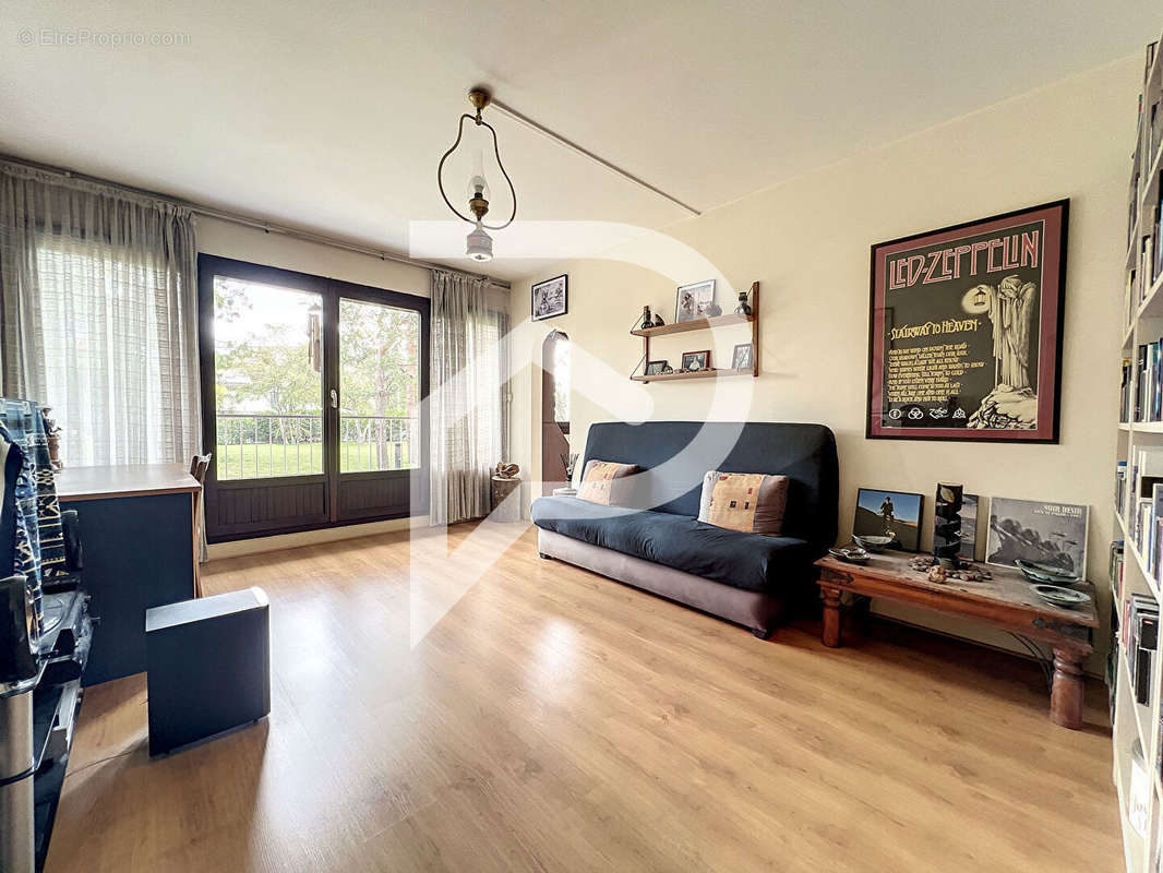 Appartement à CHENNEVIERES-SUR-MARNE