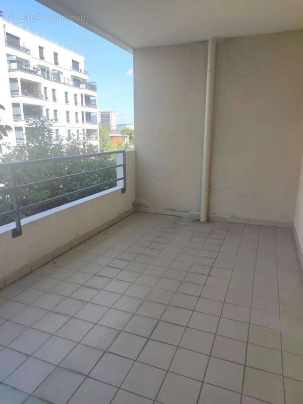 Appartement à COLOMBES