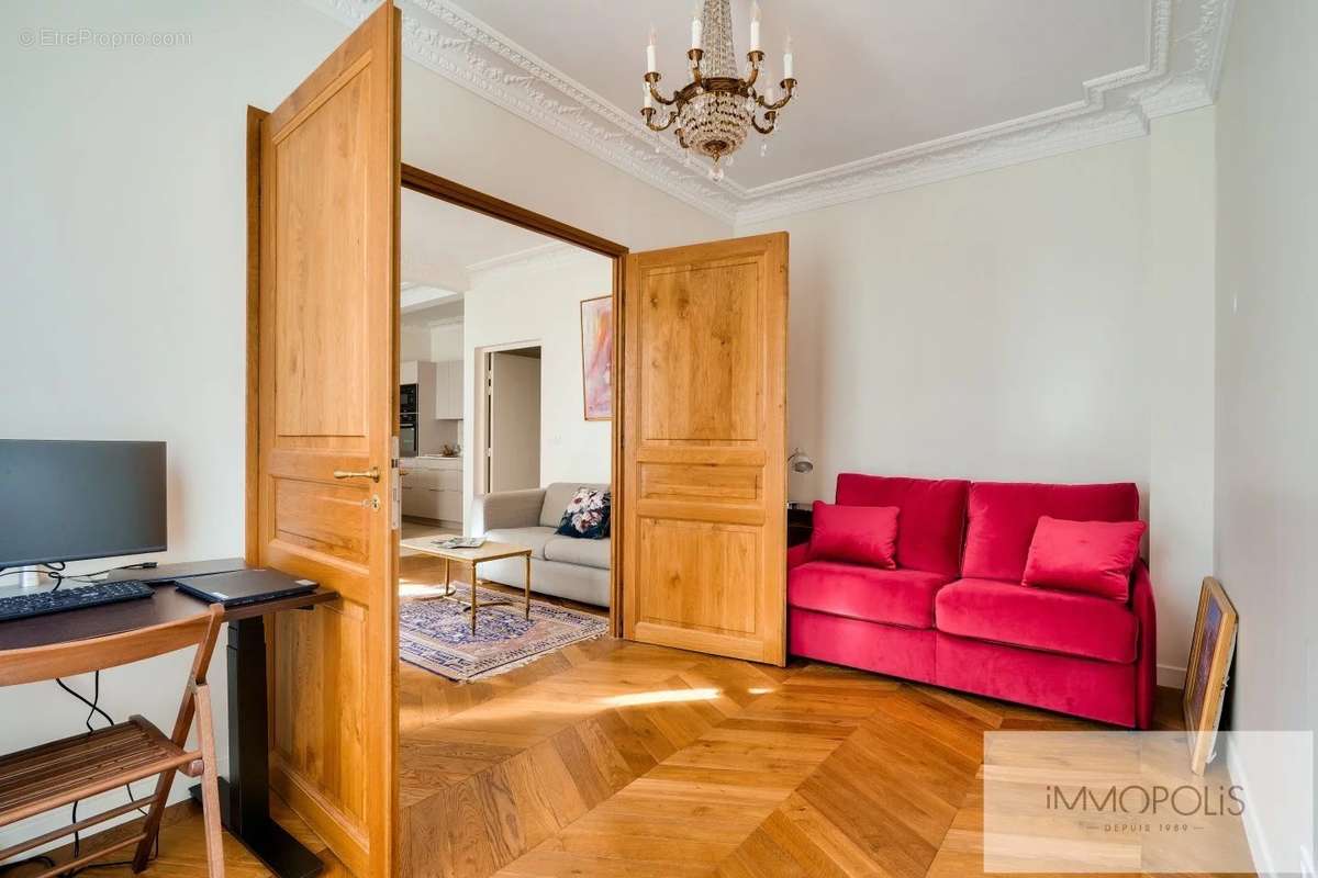 Appartement à PARIS-9E