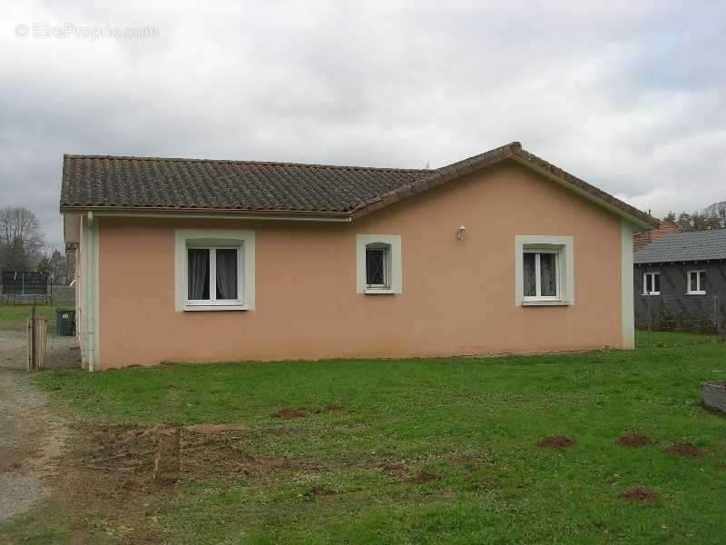 Maison à COUZEIX