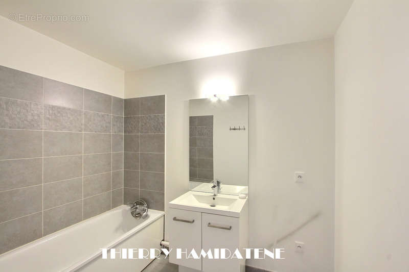 Appartement à COLOMBES