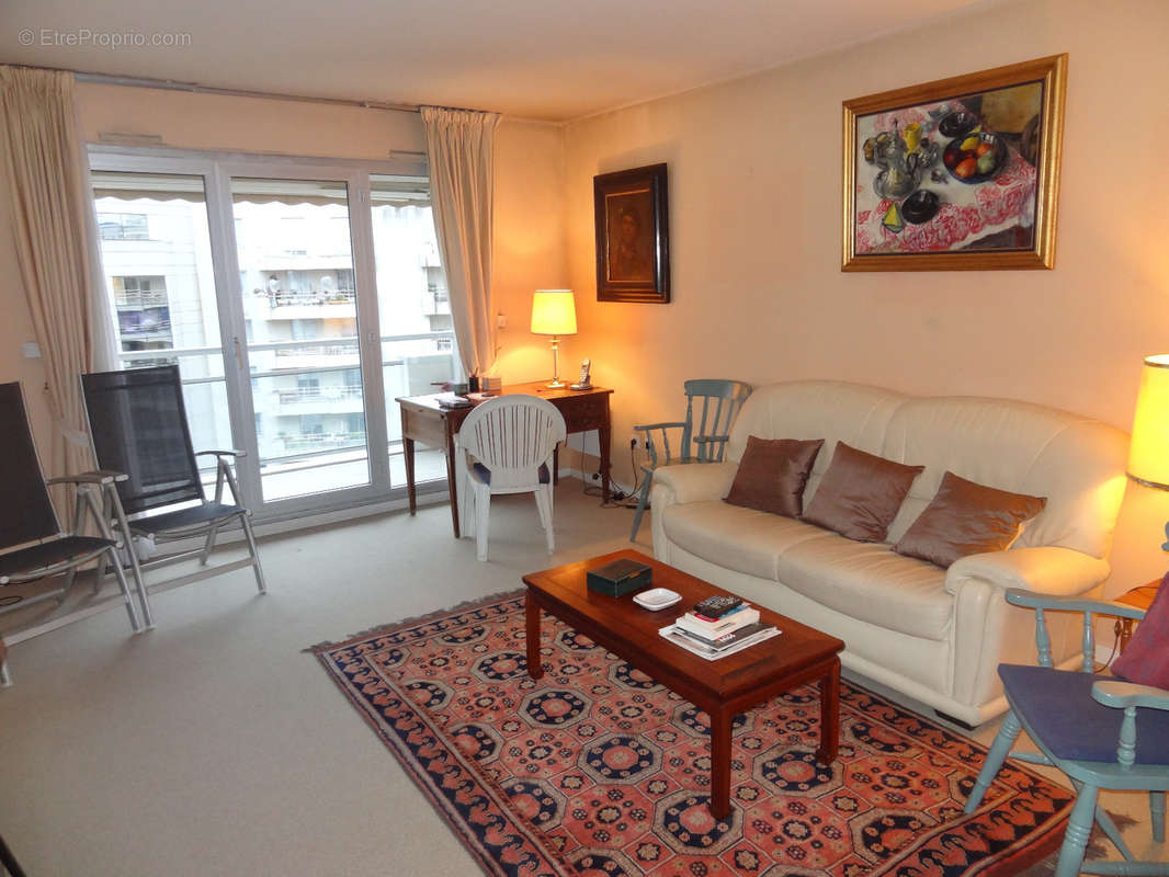 Appartement à BOULOGNE-BILLANCOURT