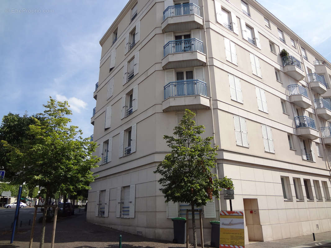 Appartement à RUEIL-MALMAISON