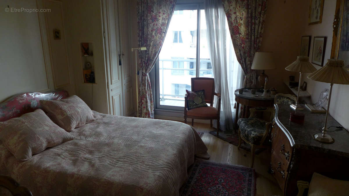 Appartement à BOULOGNE-BILLANCOURT