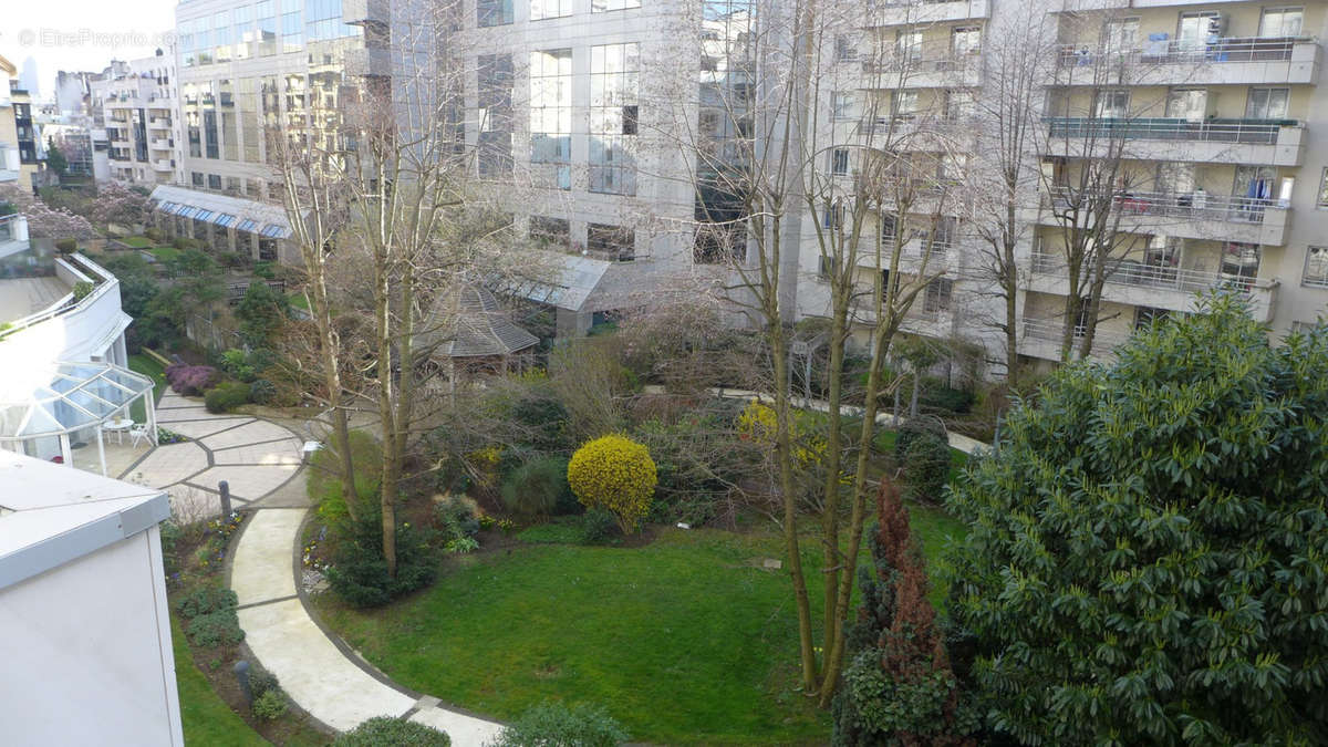 Appartement à BOULOGNE-BILLANCOURT