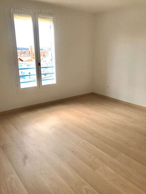 Appartement à RUEIL-MALMAISON