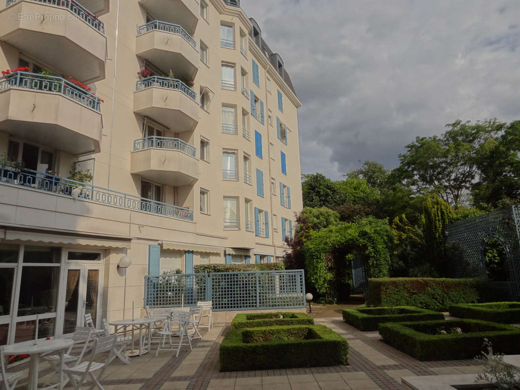 Appartement à RUEIL-MALMAISON